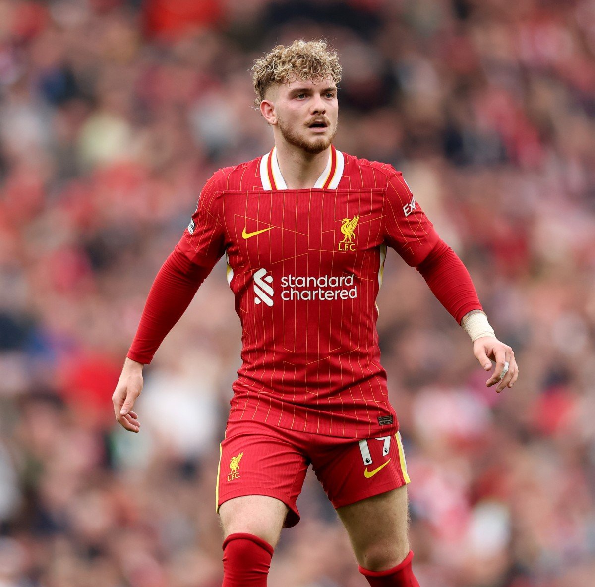 Harvey Elliott en action avec Liverpool