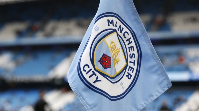 Drapeau de corner de Manchester City lors d'un match de Premier League à l'Etihad Stadium