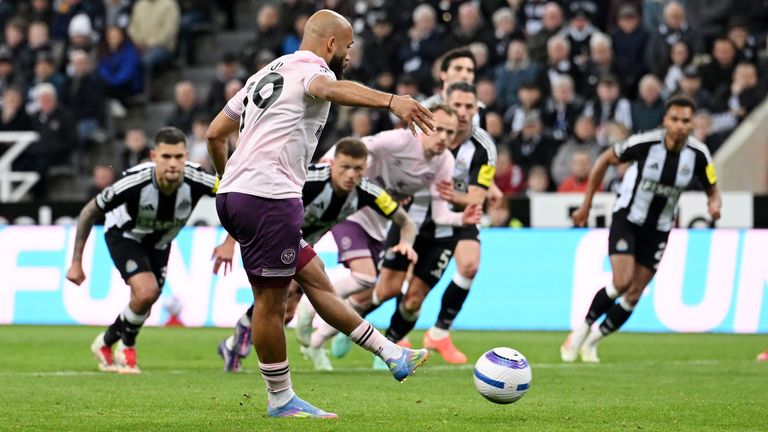 Bryan Mbeumo transforme un penalty