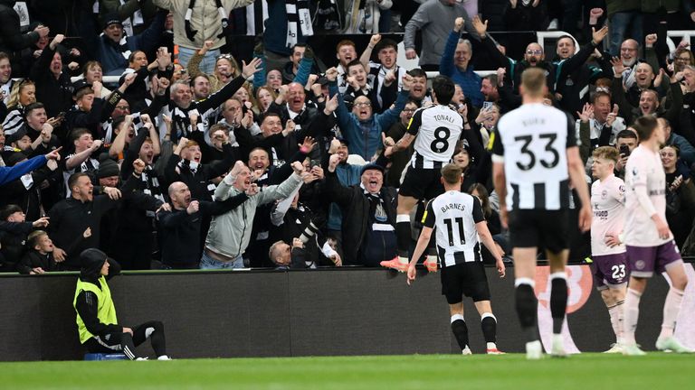 Sandro Tonali en action