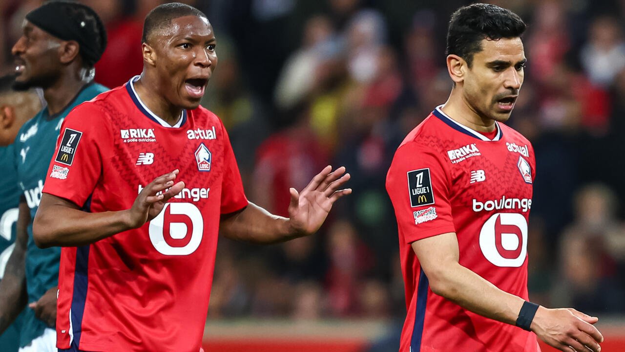 Le défenseur du LOSC Bafodé Diakité et Benjamin André lors du derby du Nord contre Lens