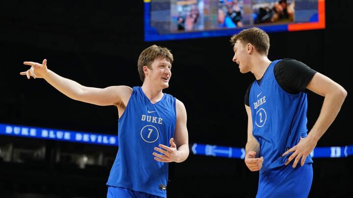 Match de basketball au Final Four 2025 au Alamodome