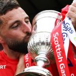 Aberdeen remporte la Coupe d-Écosse - Graeme Shinnie heureux