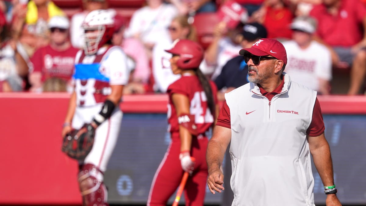 Alabama Softball face à Oklahoma - Résilience après défaite NCAA