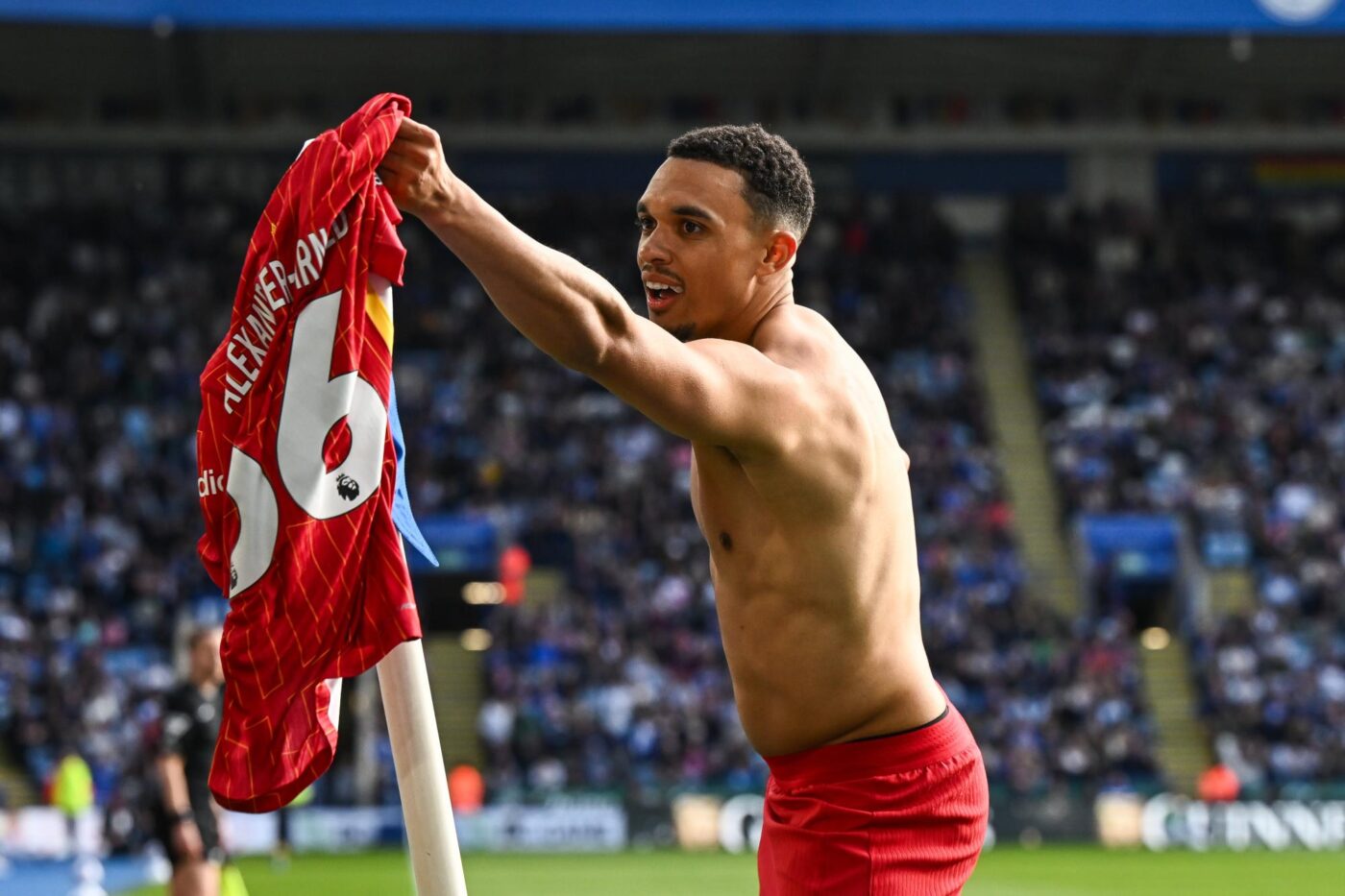 Alexander-Arnold quitte Liverpool après 20 ans de carrière