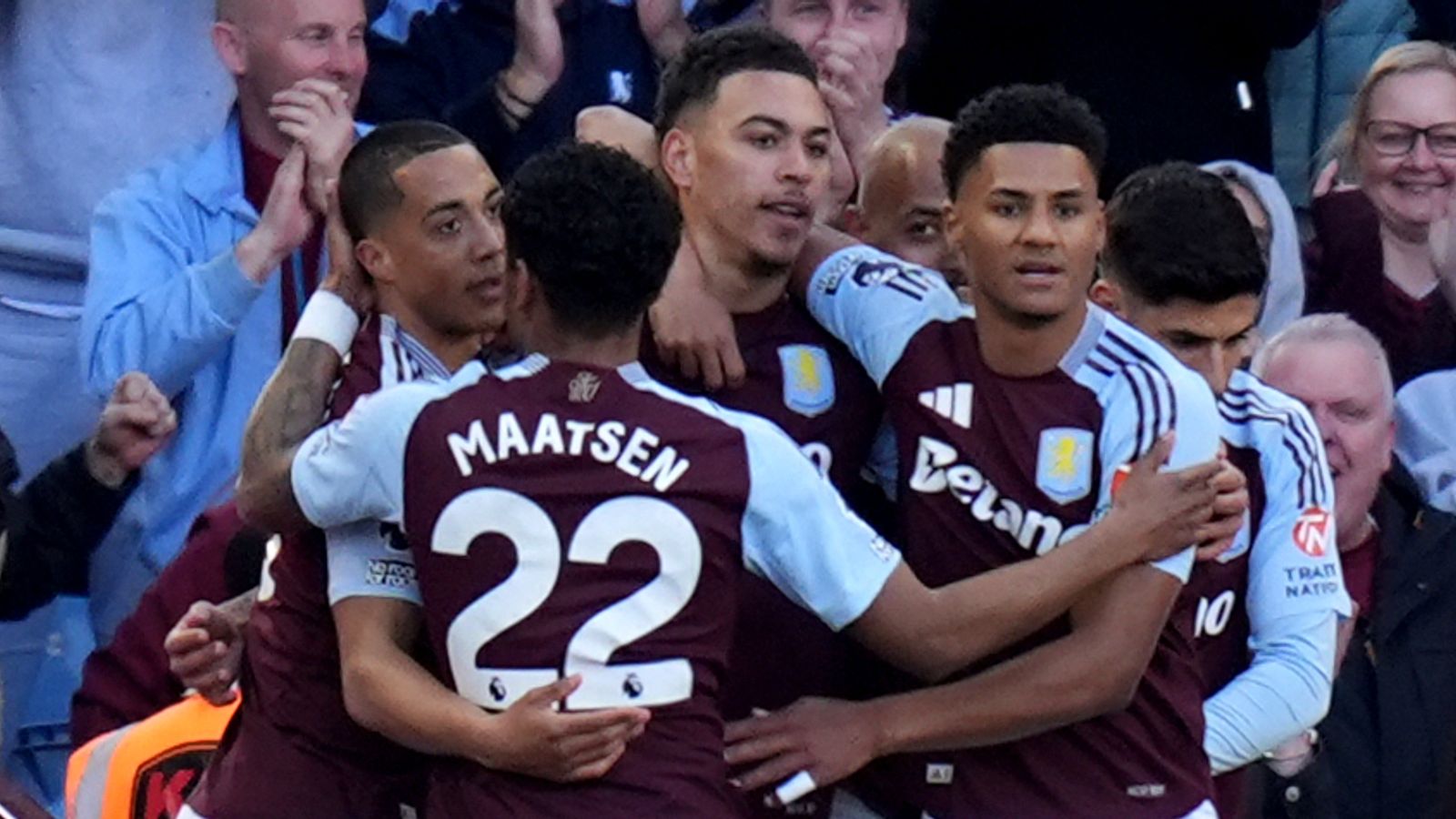 Aston Villa 2-1 Nottingham Forest - Une victoire décisive en PL