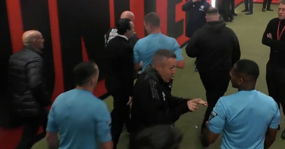 Aston Villa dénonce la controverse après défaite contre Man Utd