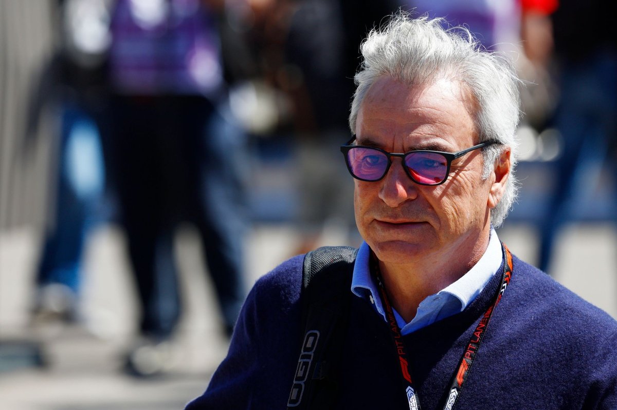 Carlos Sainz Sr envisage la présidence de la FIA en 2024