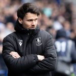 Danny Rohl prend son temps pour décider de son avenir à Sheffield Wednesday