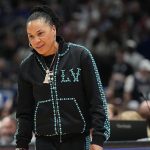 Dawn Staley refuse le poste d-entraîneure à Alabama avant South Carolina