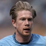 De Bruyne et Grealish - Fin de saison mouvementée à Manchester City