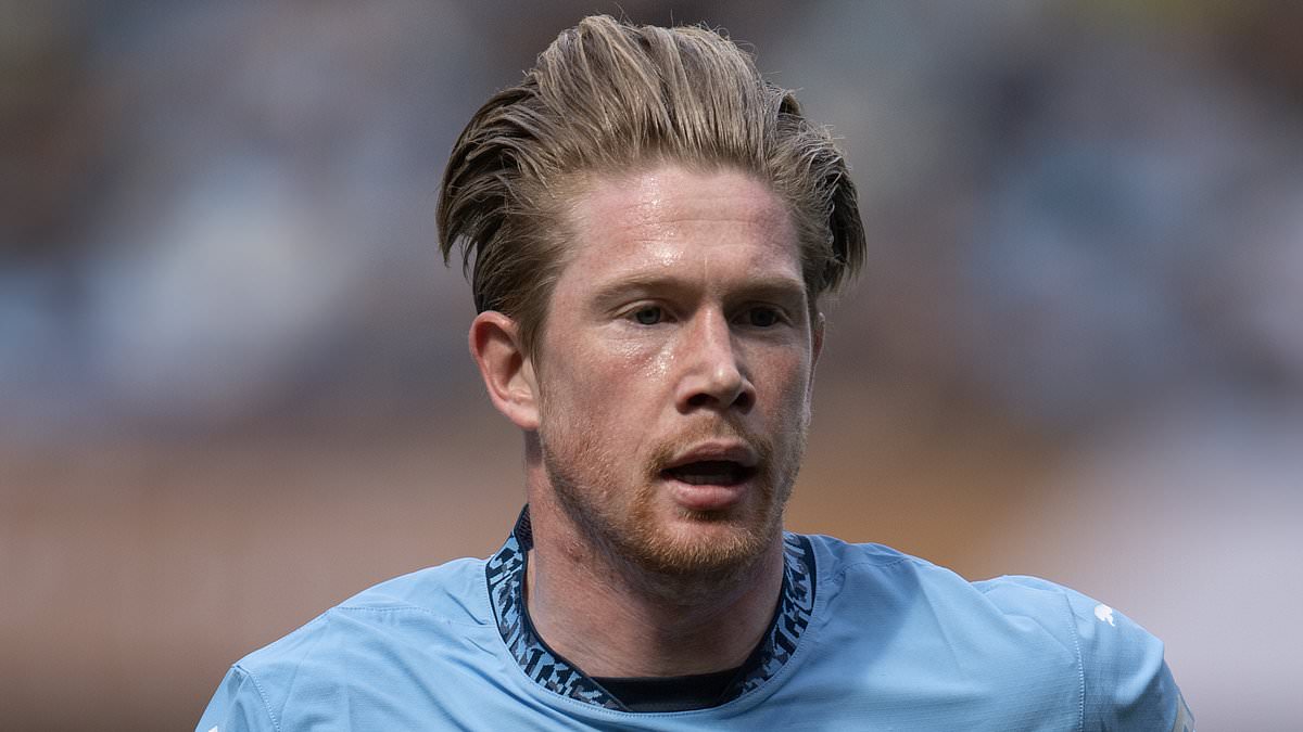 De Bruyne et Grealish - Fin de saison mouvementée à Manchester City