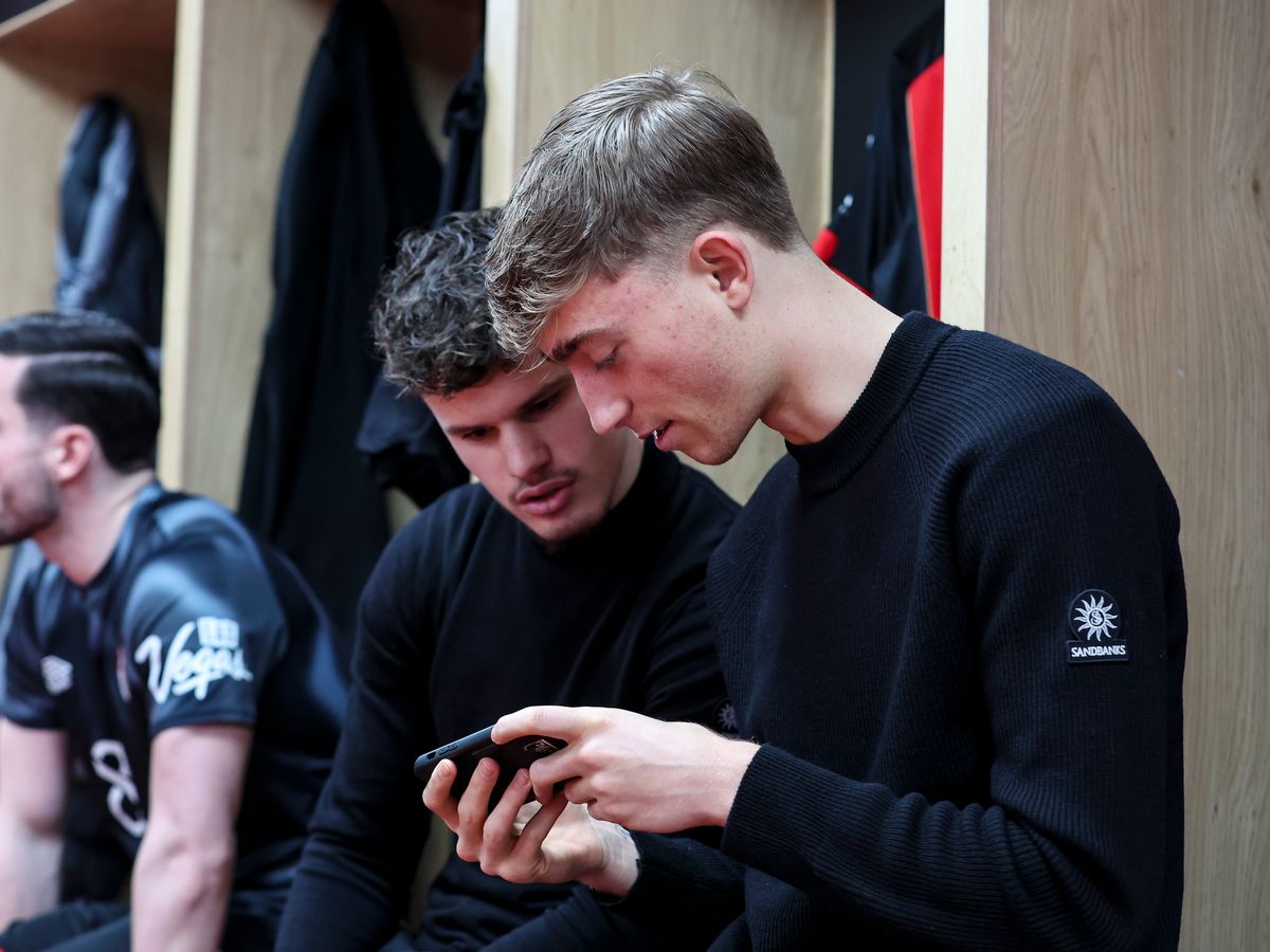 Dean Huijsen quitte Bournemouth pour le Real Madrid pour 50M£