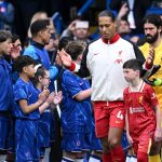 Enzo Fernandez applaudit Liverpool mais marque vite contre Chelsea