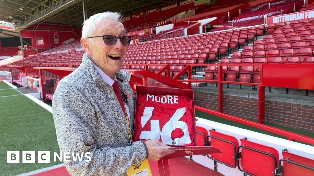 Fin d-une carrière légendaire au City Ground - 46 ans d-engagement