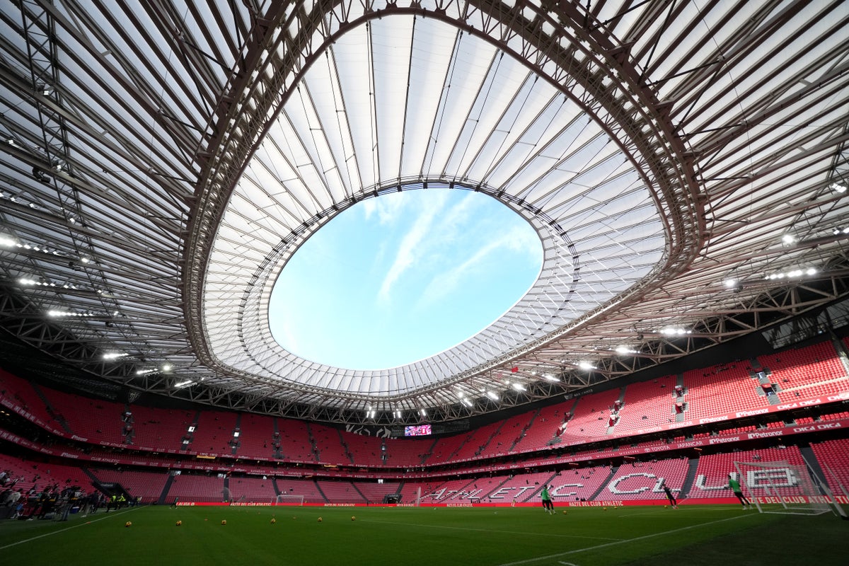 Finale de la Ligue Europa - supporters de Tottenham et Man United en galère