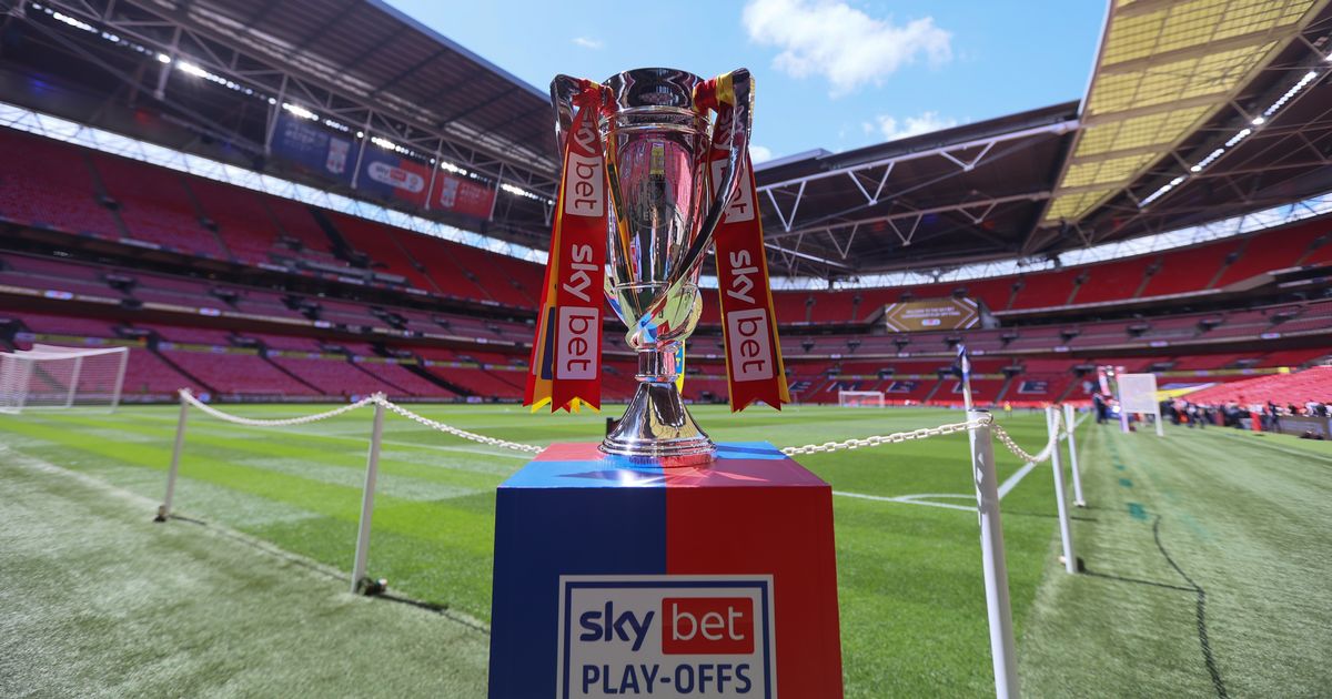 Finales EFL à Wembley - un minute de retard pour sensibiliser