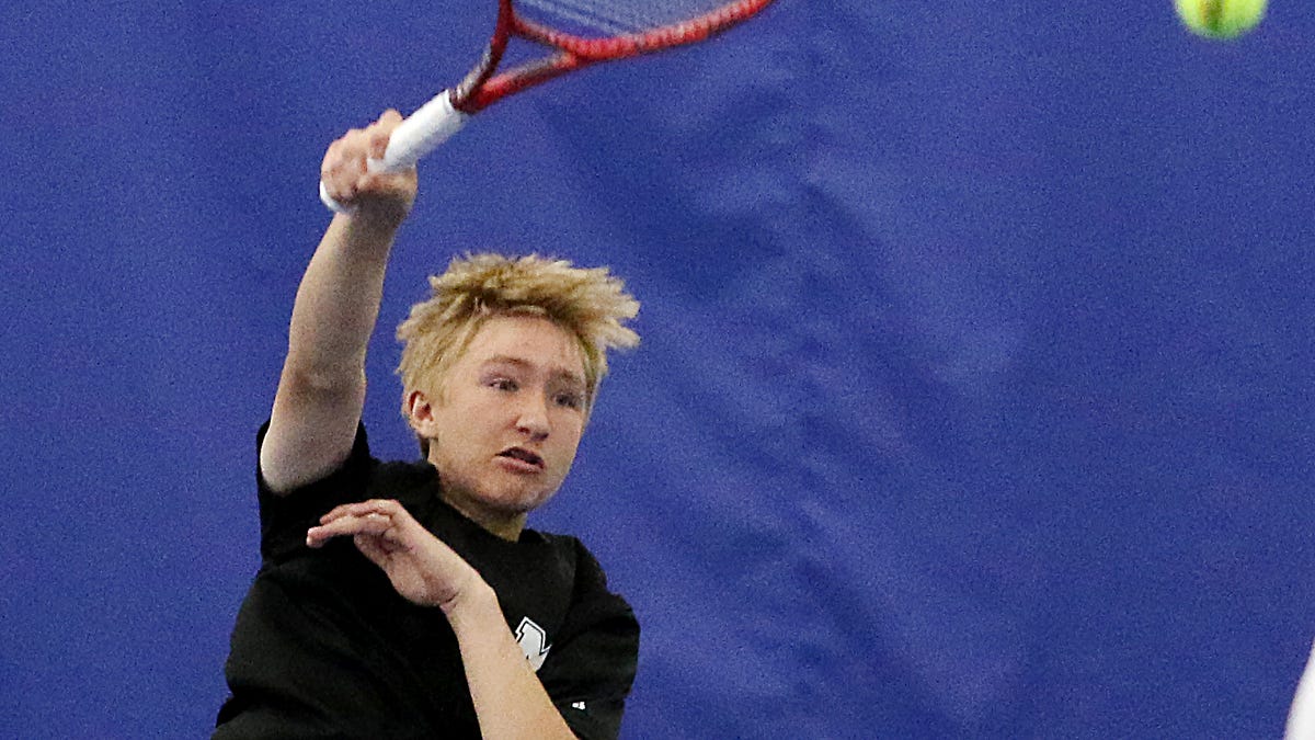 Harrisburg remporte le championnat d-État de tennis masculin