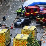 Incident à Liverpool - voiture fonce sur la foule lors de la célébration
