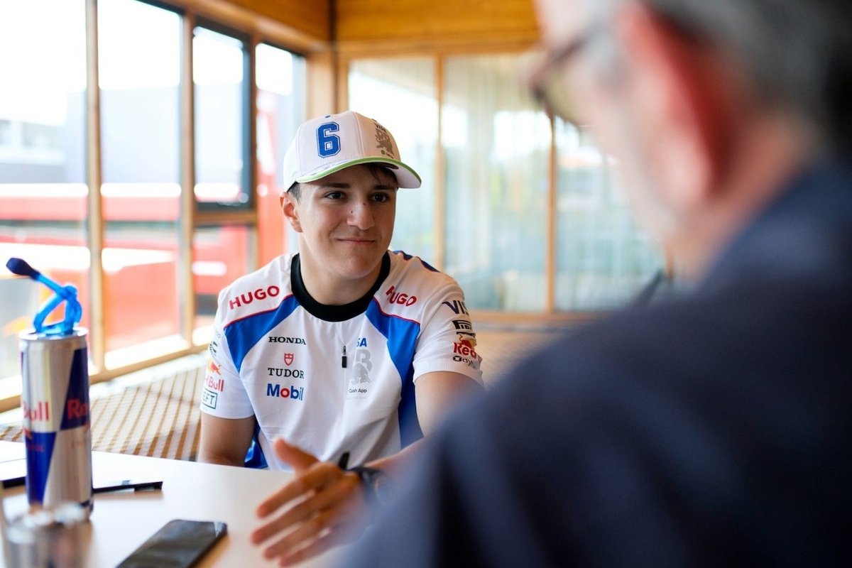 Isack Hadjar- la nouvelle étoile de la F1 française 2025