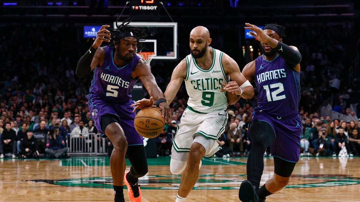 Jayson Tatum et Derrick White - Échanges amusants au TD Garden