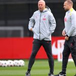 John Heitinga vers un retour à Ajax en tant qu-entraîneur