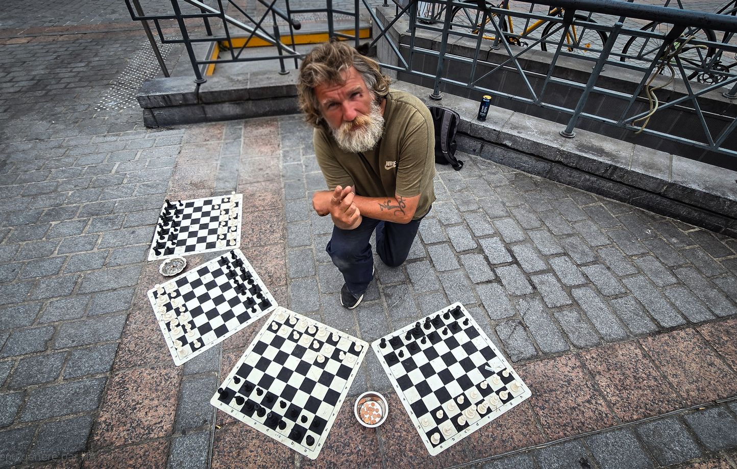 Laurent « le conquérant » - SDF- joueur d’échecs et rêveur de tournois