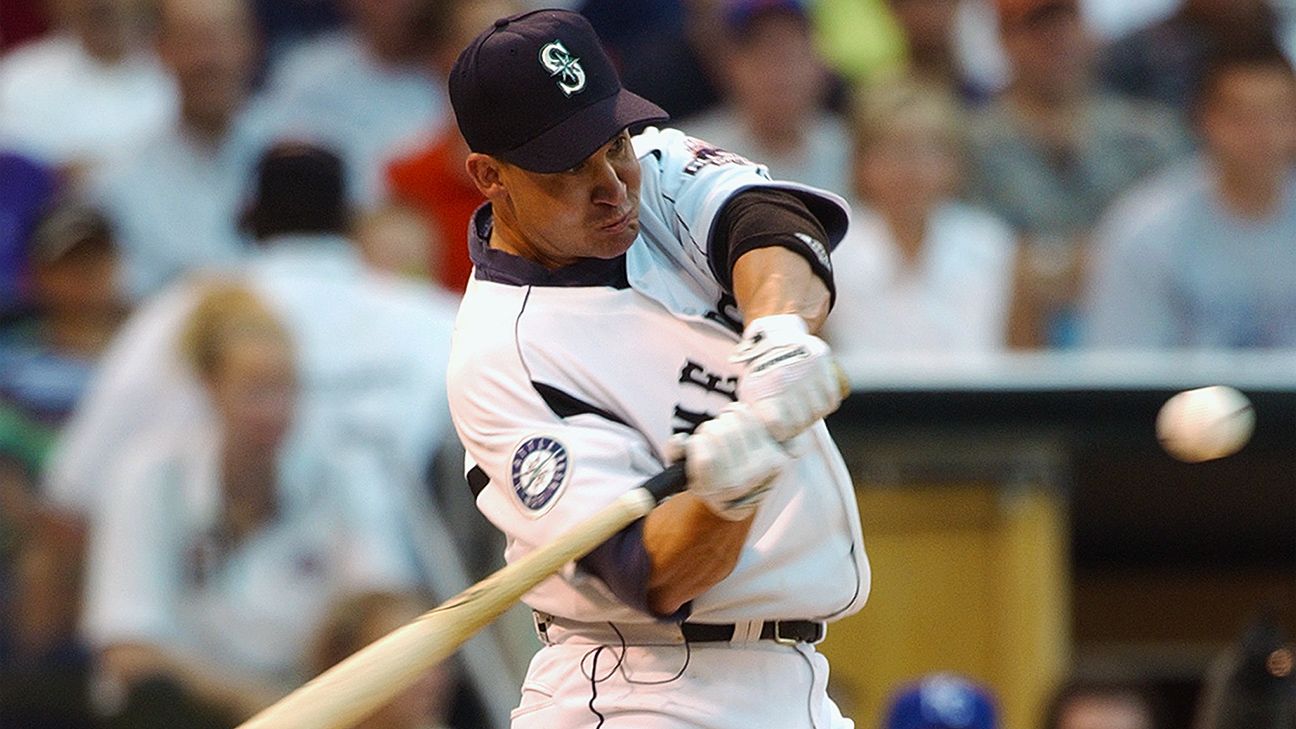 Les Texas Rangers nomment Bret Boone comme nouveau coach frappe