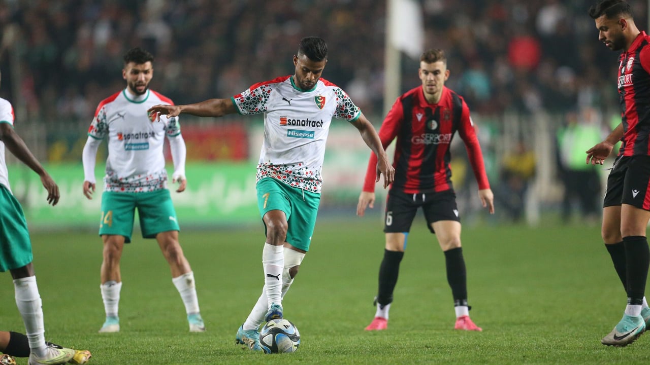 Ligue 1 Algérie - Mouloudia face à l-USMA- enjeu crucial
