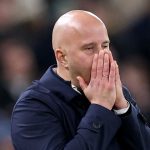 Liverpool perd un allié clé alors qu-Heitinga pourrait rejoindre Ajax