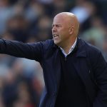 Liverpool s-incline face à Fulham - Arne Slot défend Salah