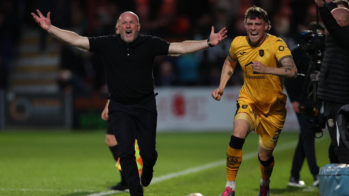 Livingston retrouve la Premiership après un comeback spectaculaire