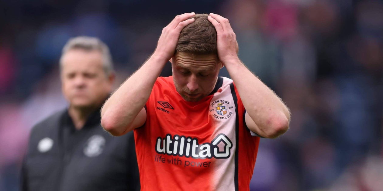 Luton Town - double relégation après l-élite- que s-est-il passé ?
