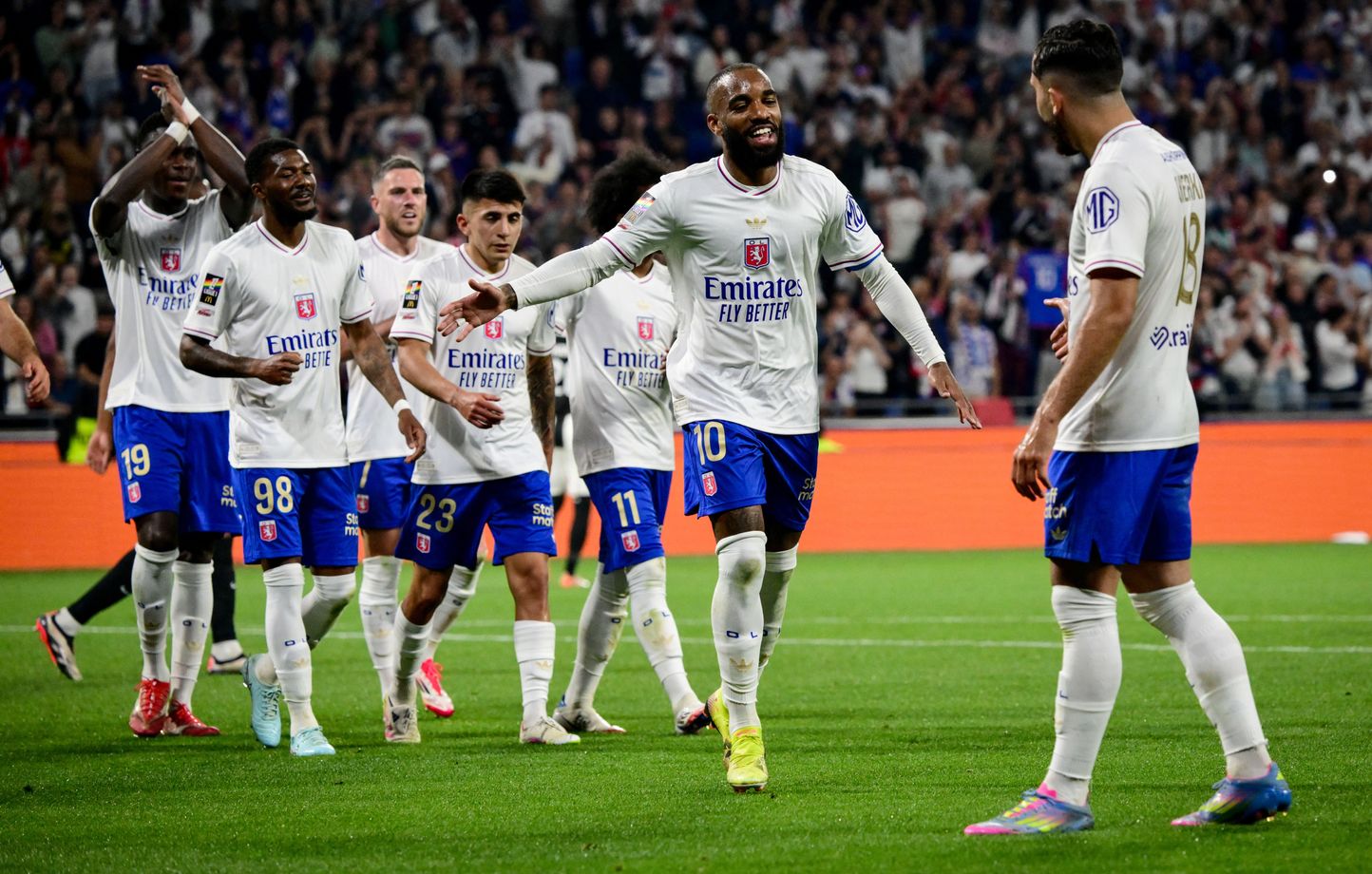 Lyon - tensions autour de John Textor après la victoire contre Angers