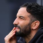 Man Utd - Roy Keane critique la gestion d-Amorim sur la déroute