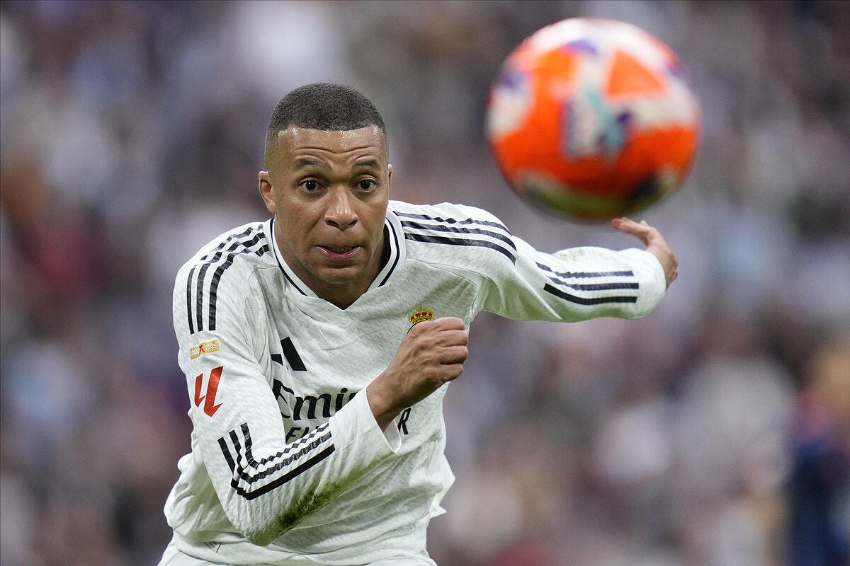 Mbappé critique les choix d’Ancelotti avant le Clasico décisif