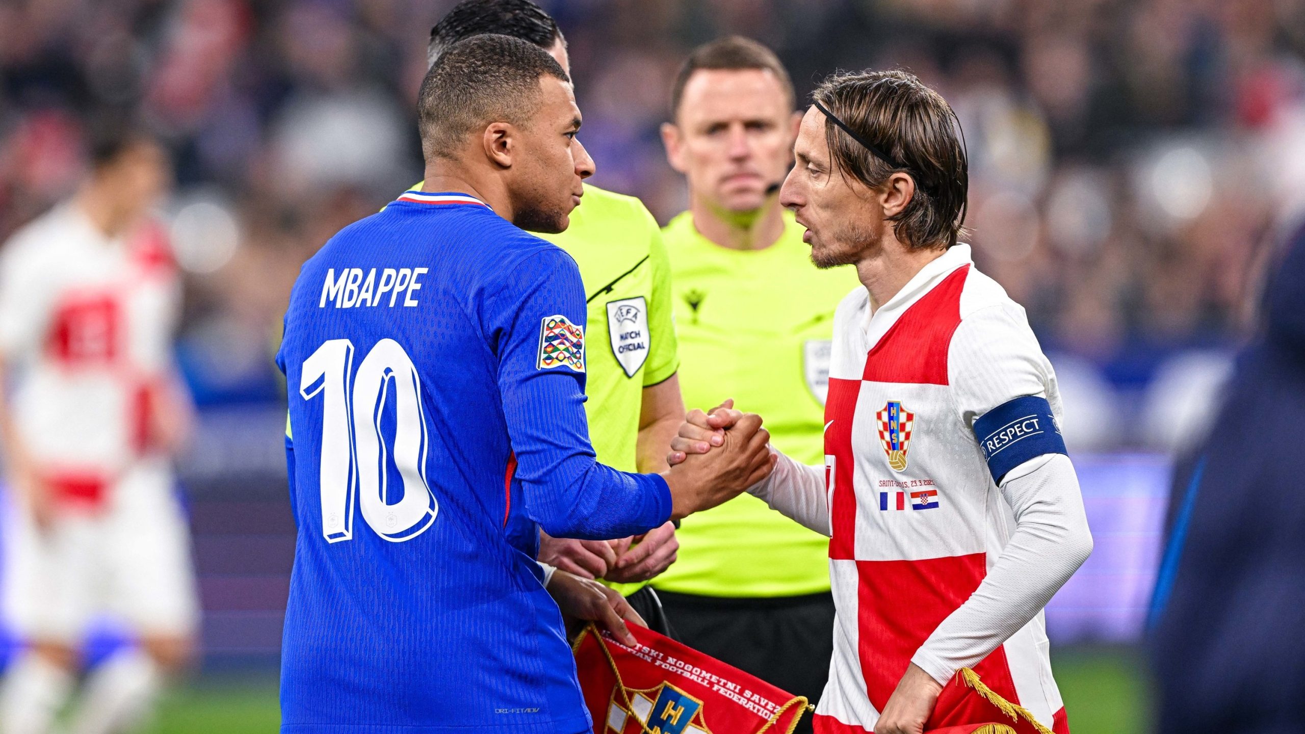 Mbappé rend hommage à Modric avant son départ du Real Madrid