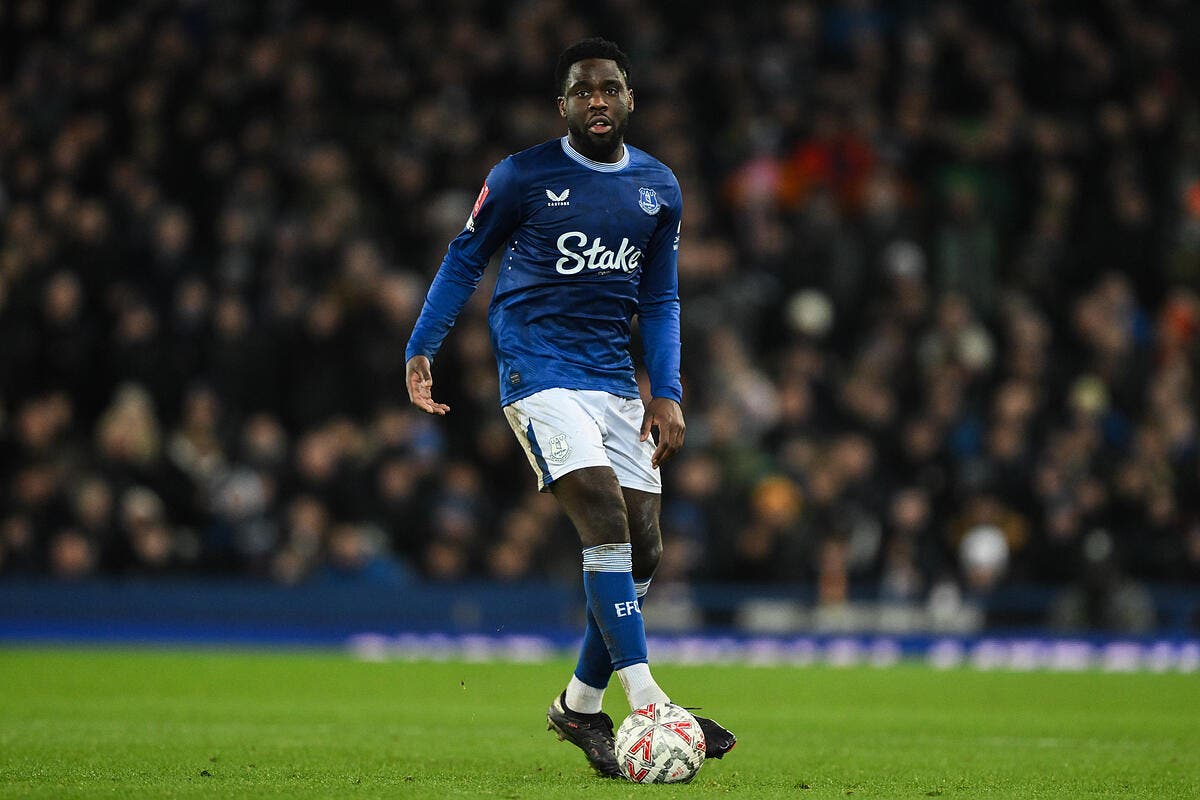 OL - Difficultés financières et avenir de Mangala en question