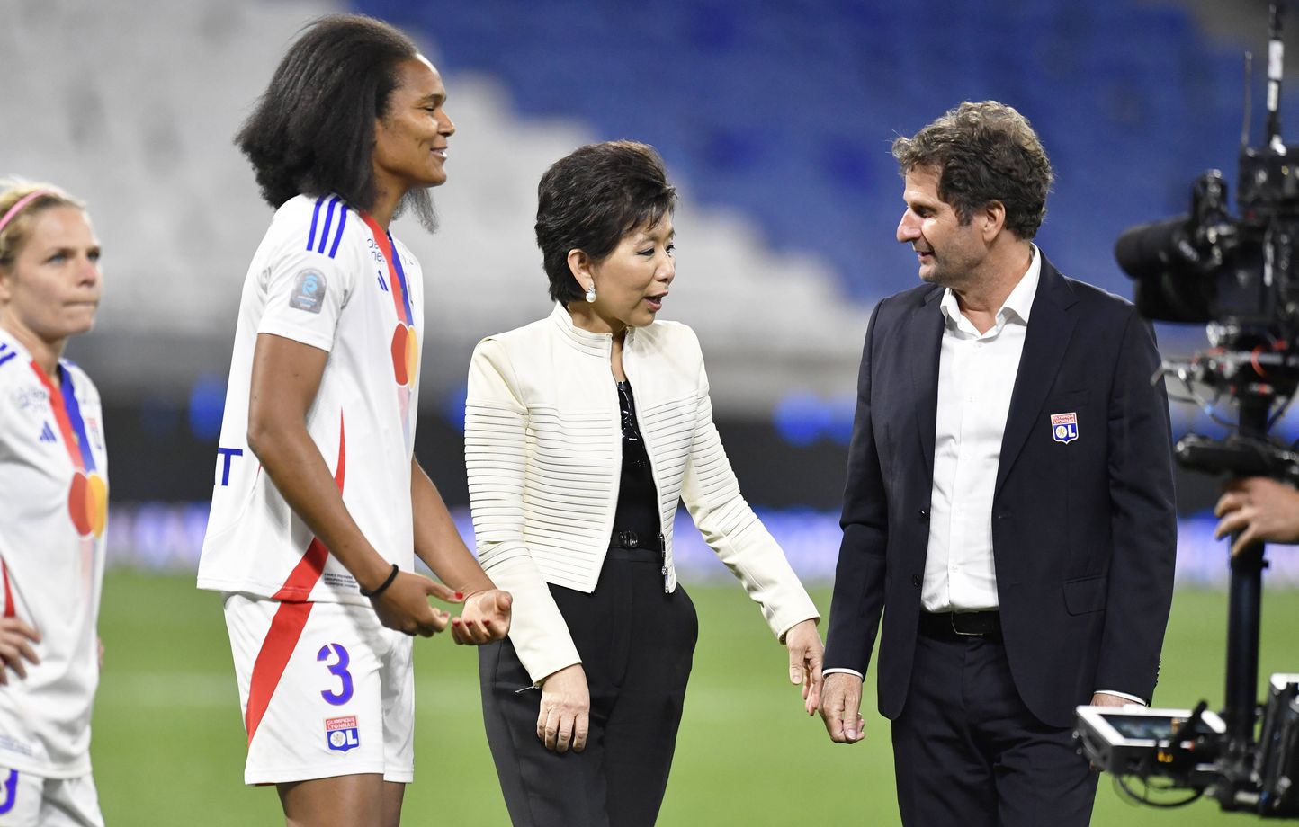 OL Lyonnes - nouveau logo et campus de performance pour 2026