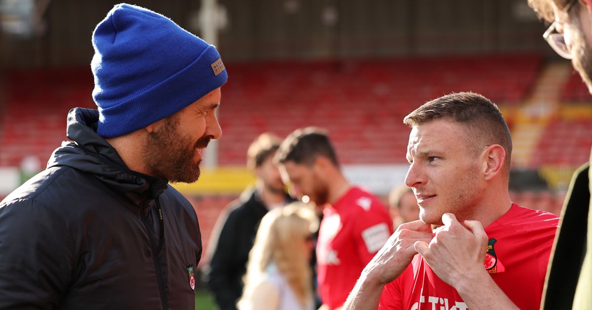 Paul Mullin - Avertissement -impitoyable- après son exclusion à Wrexham