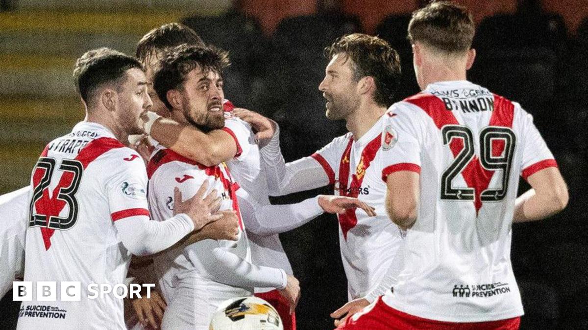 Play-offs Écosse - Airdrie domine- Cove et QoS se neutralisent