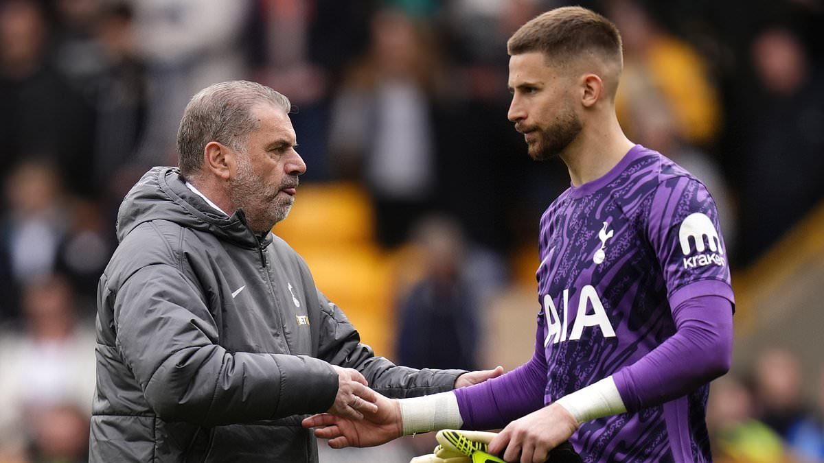 Postecoglou défend ses joueurs après la défaite contre Wolves