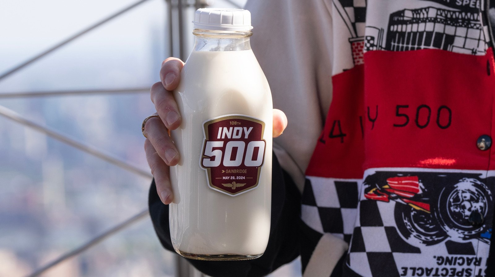 Pourquoi le vainqueur de l’Indy 500 boit-il du lait ?