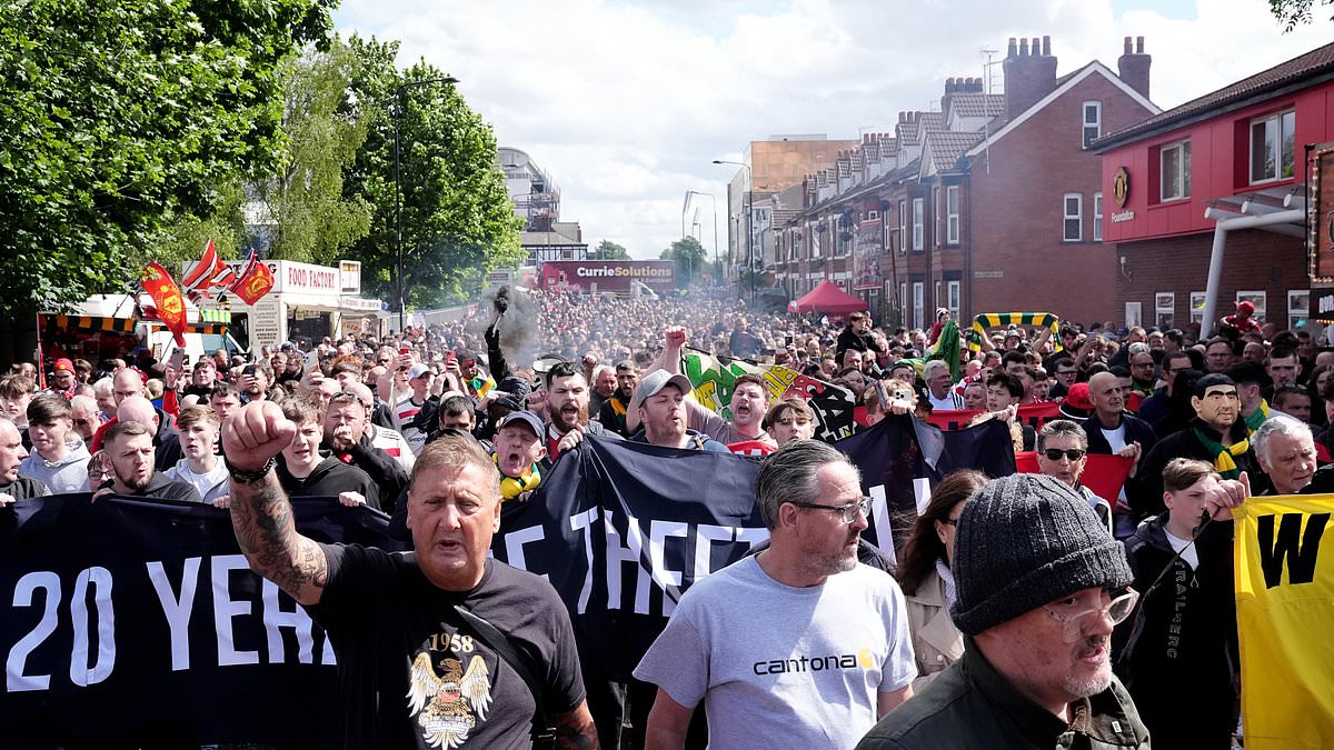 Protestation massive des fans de Manchester United contre les Glazers