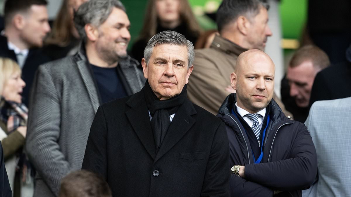 Rangers - Cavenagh supervise l-arrivée du nouveau coach