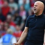 Roy Keane critique Liverpool pour un manque de -classe- après le titre