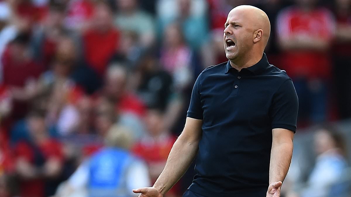 Roy Keane critique Liverpool pour un manque de -classe- après le titre