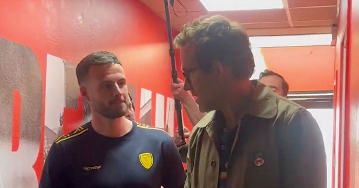 Ryan Reynolds et Anthony Forde - Une amitié touchante à Wrexham