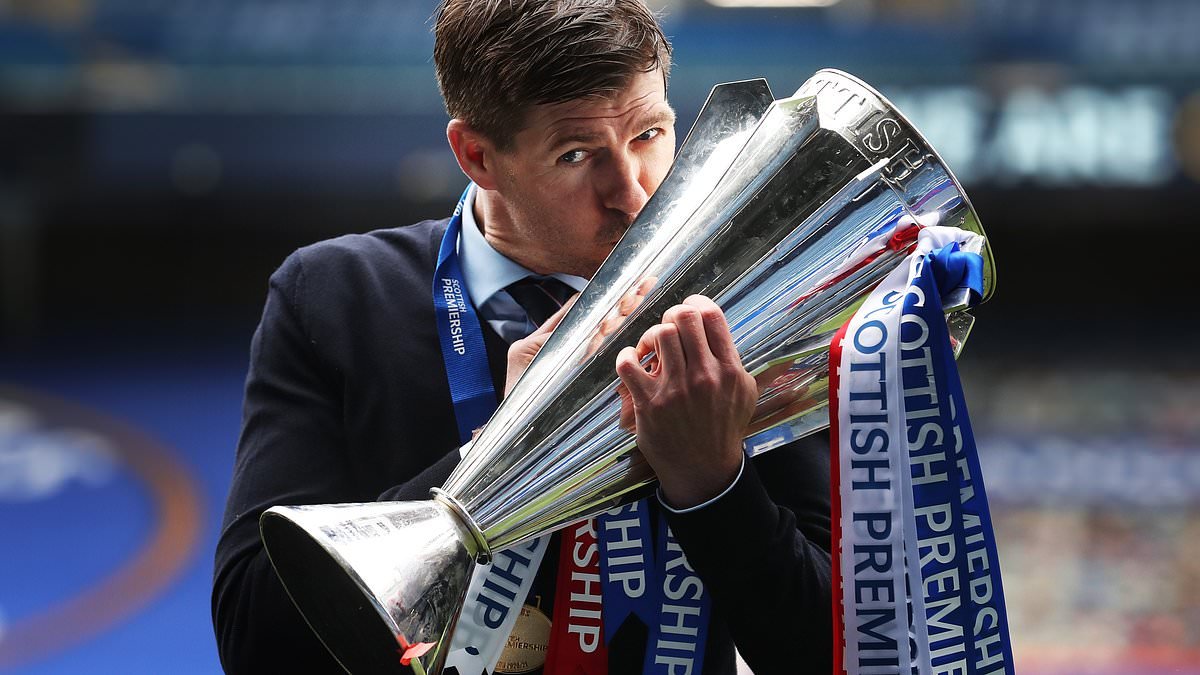 Steven Gerrard pressenti pour un retour comme entraîneur des Rangers