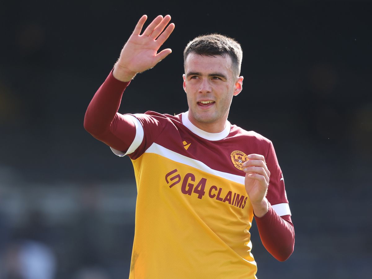 Strasbourg surveille Lennon Miller- étoile de Motherwell